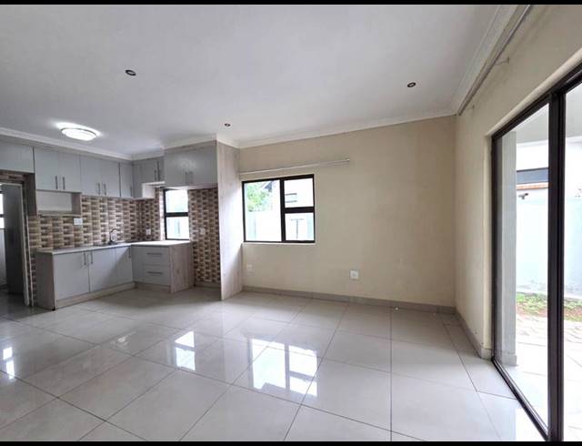 4 BEDROOM HOUSE FOR SALE IN MELODIE